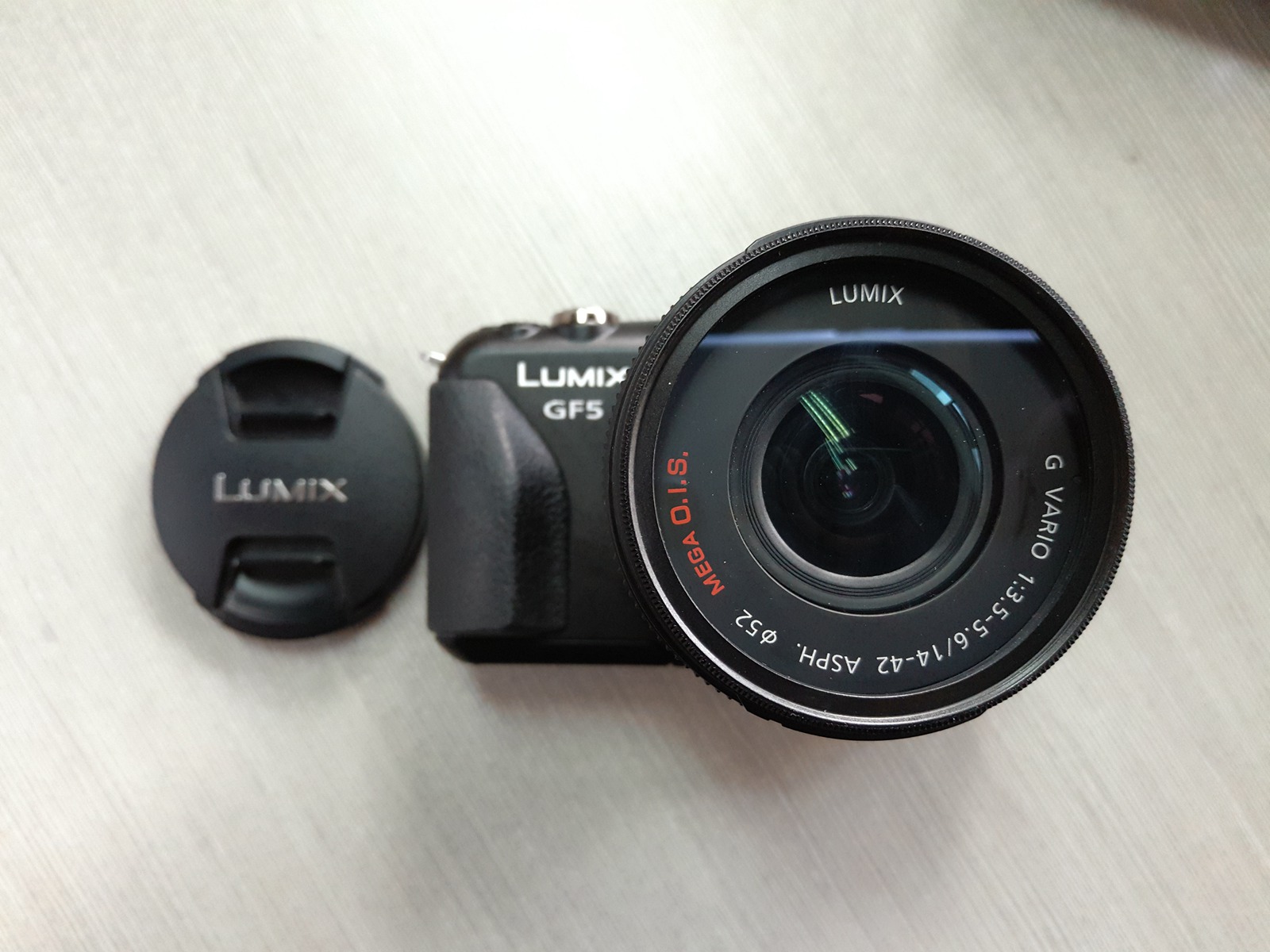 用旧手机价钱置换了一台 Panasonic GF5