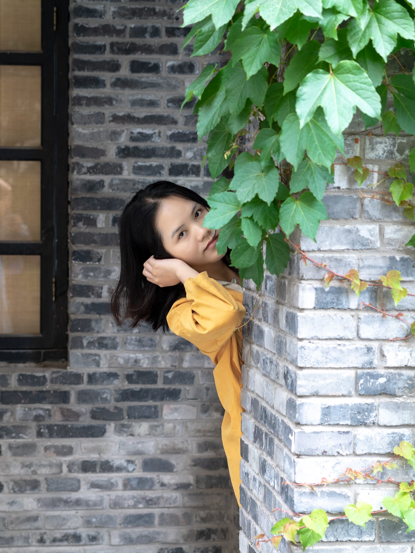 堂妹与她新做的指甲