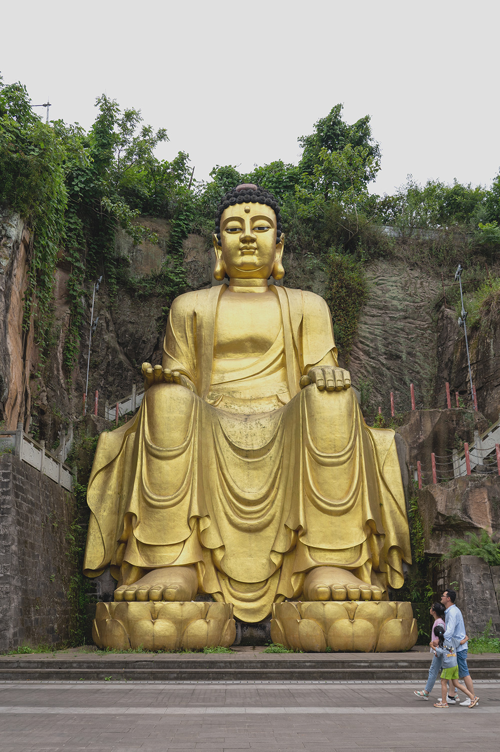 荣昌大佛