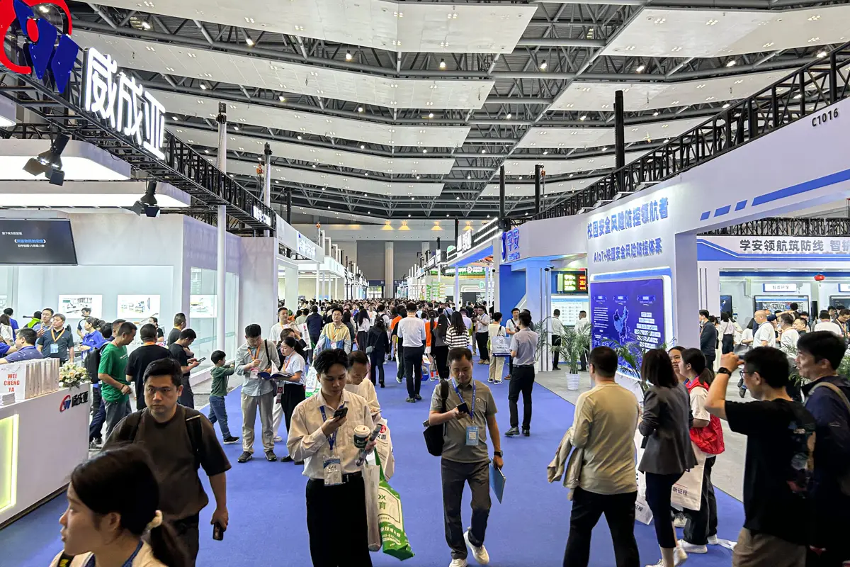 闲时看展：漫步第 83 届中国教育装备展、重庆智慧城市&公共安防产品展