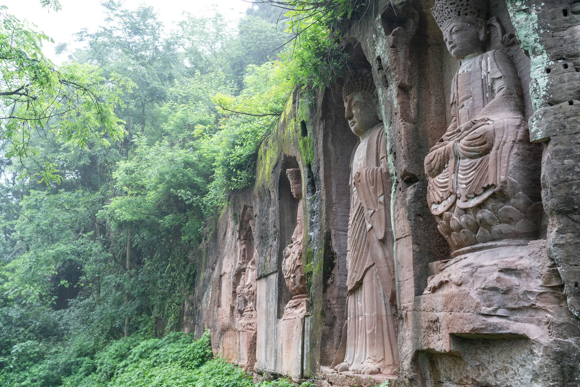 荣昌铜鼓山半边寺摩崖石刻