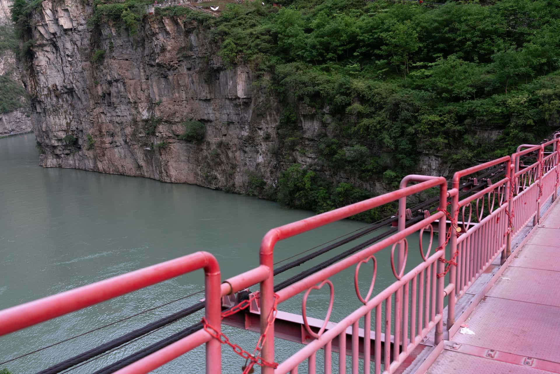 四川大渡河金口河大峡谷同心桥