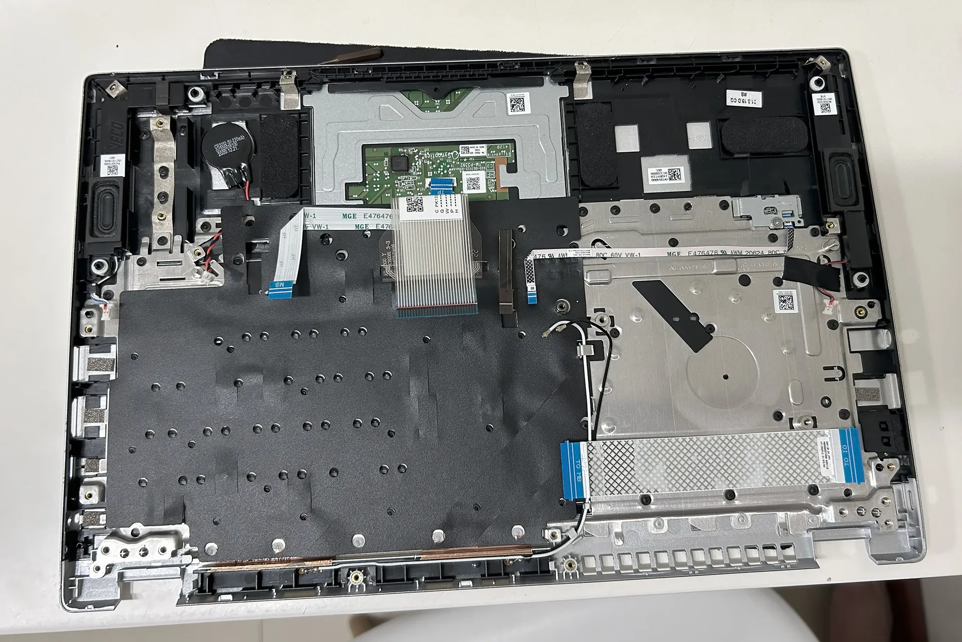 更换宏碁 Swift 3 SF314-511 笔记本键盘